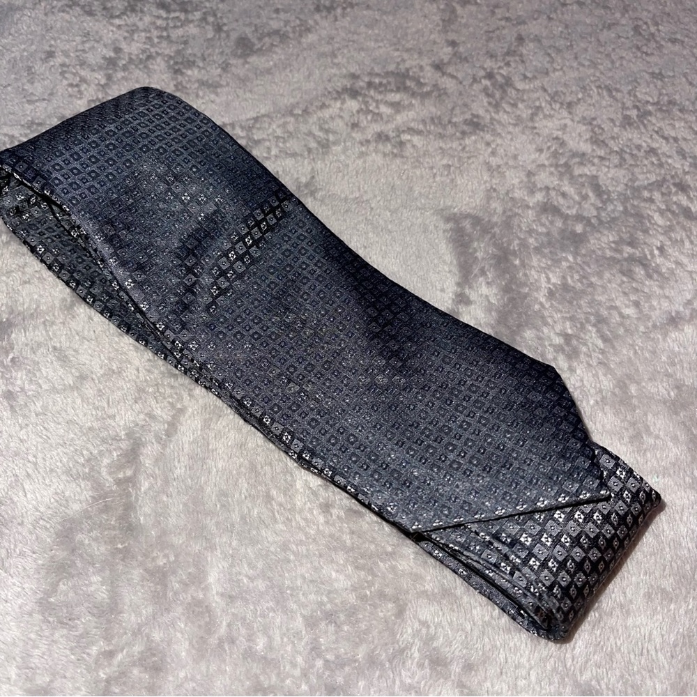 Wayne Gretzky 99 Collection grey Silk Tie